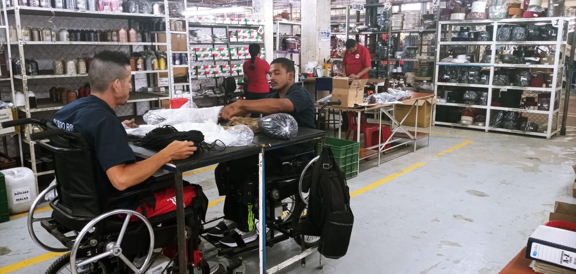 Personas con Discapacidad contratadas en Calzado Romulo